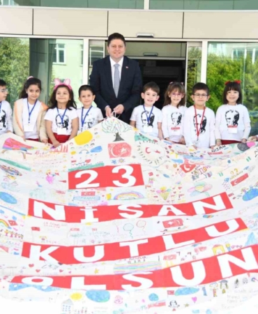 Kadıköy’de 23 Nisan şenliği