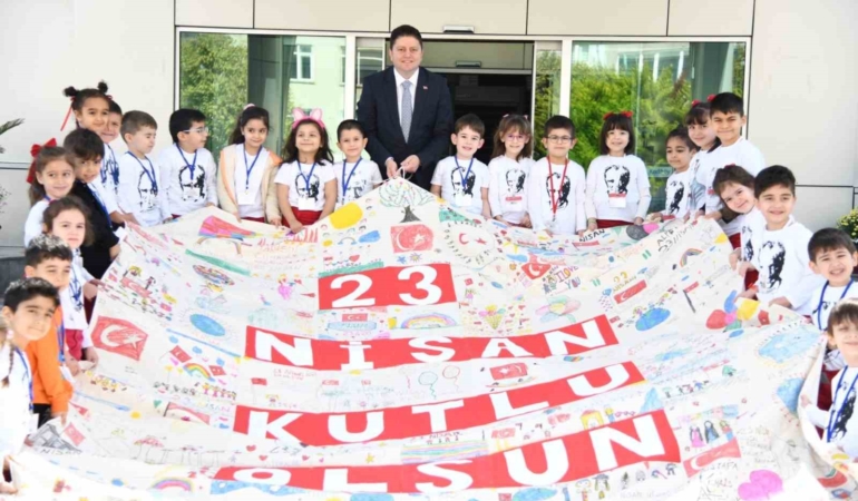 Kadıköy’de 23 Nisan şenliği