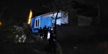 Kazara ateşlendiği öne sürülen tabancayla başından vurularak hayatını kaybetti