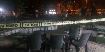 Süs havuzunda elektriğe kapıldılar: 1’i çocuk 4 yaralı