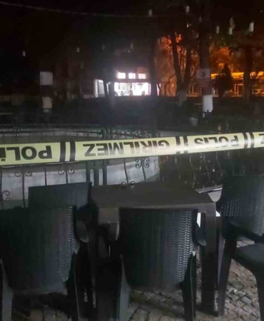 Süs havuzunda elektriğe kapıldılar: 1’i çocuk 4 yaralı