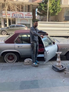 Küçükçekmece’de çiçekçide yangın çıktı, bir kişi hayatını kaybetti