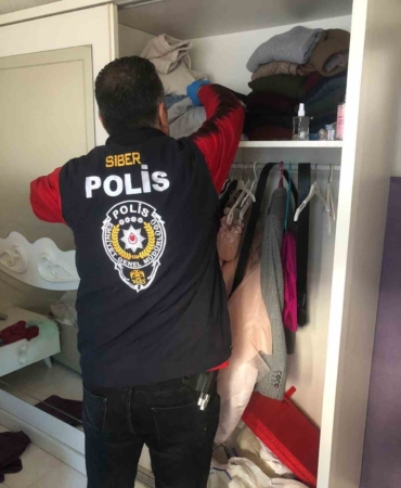 Balıkesir’de dolandırıcılık operasyonuna 4 tutuklama
