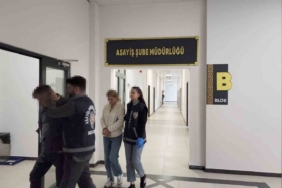 Kocaeli’de bir evden altın çalan 2 şüpheli yakalandı