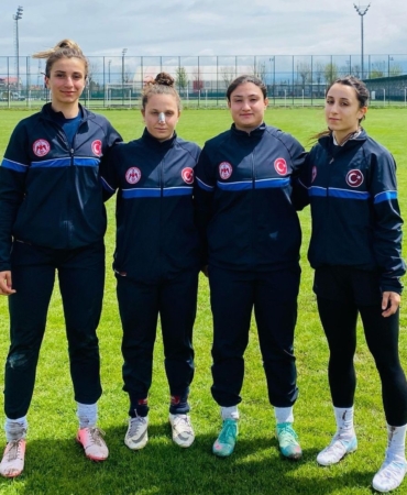 Körfezli kadın sporcular milli takım kampında
