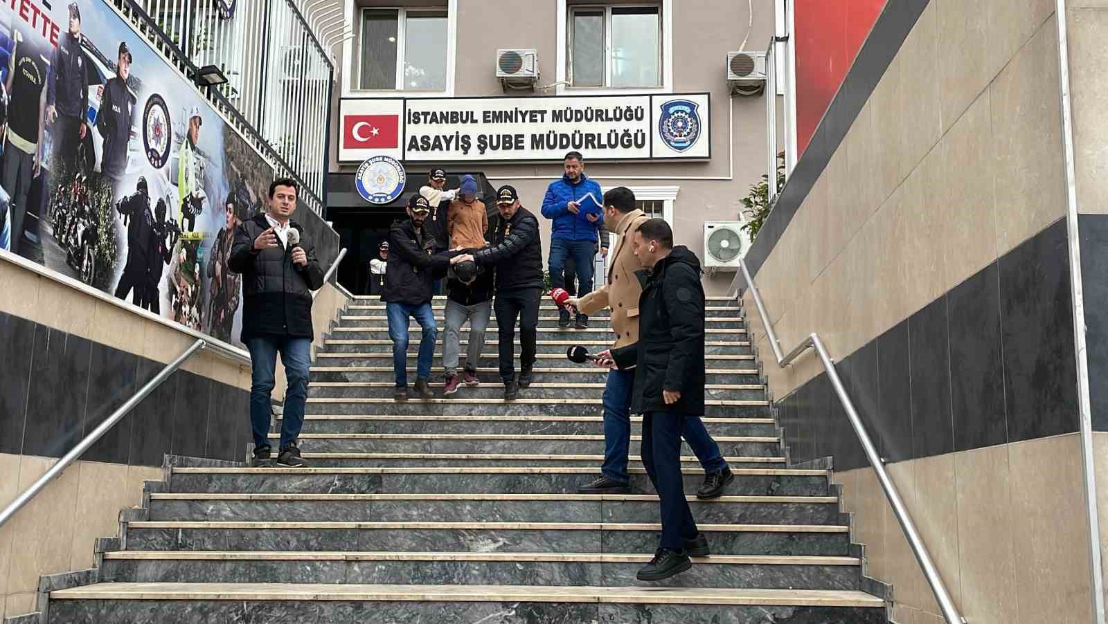 Öz babası ve üvey annesinin işkence ederek öldürüp göle attığı Melike Eşiyok cinayetine ilişkin davaya başlandı