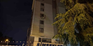 Ataşehir’de 5. kattan düşen genç ağır yaralandı