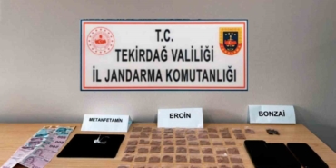 Kaput altındaki özel bölmeden uyuşturucu çıktı: 2 kişi tutuklandı