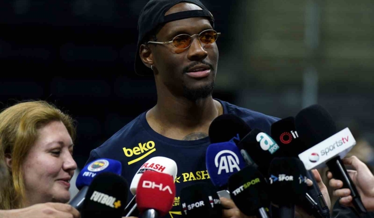 Nigel Hayes-Davis: "MVP olduğum için gurur duyuyorum"