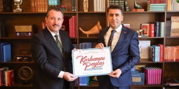 Vali Aygöl’den TDV’ye kurban bağışı