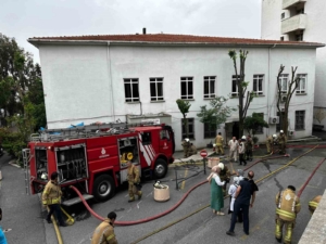 Üsküdar Devlet Hastanesi’nde ecza deposunda yangın
