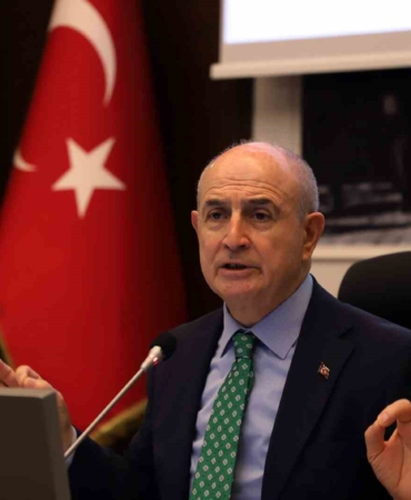 Büyükçekmece’nin yıllardır bekletilen imar sorunları tek tek çözülüyor