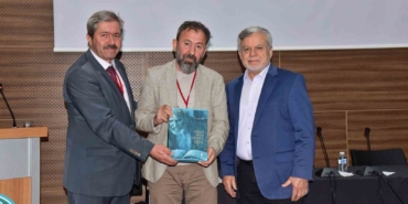 Balıkesir Uluslararası İlahiyat sempozyumuna ev sahipliği yaptı