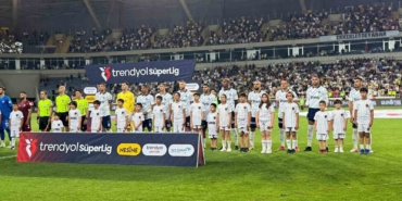 Jose Mourinho’dan Hatayspor maçında 3 değişiklik