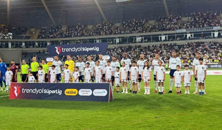 Jose Mourinho’dan Hatayspor maçında 3 değişiklik