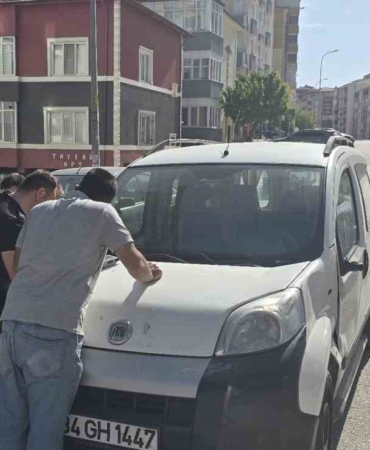 Park etmek istersen motosiklete çarptı: 1 kişi yaralandı
