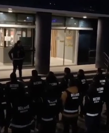 Sosyal medya hesaplarından kredi vaadiyle 2 milyar lira vurgun yaptılar...