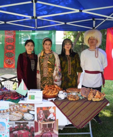 İşveren ile öğrenciler buluştu, kariyer festivali şenliğe döndü