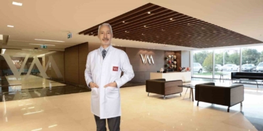 "Uzun süre masa başında çalışmak boyun fıtığı sebebi"