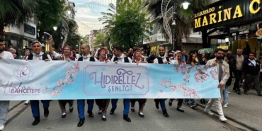 Gaziosmanpaşa’da Hıdırellez şenliği renkli görüntülere sahne oldu