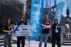 MEB Robot Yarışmasında Edremit’ten büyük başarı