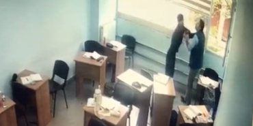 Kurs merkezinde dehşet anları kamerada: Sınıfa girip öğrenciye saldırdı