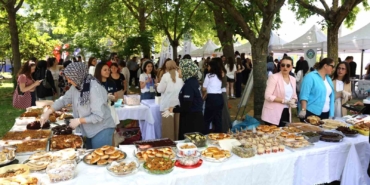 Ziraat fakültesinde geleneksel tomurcuk şenliği