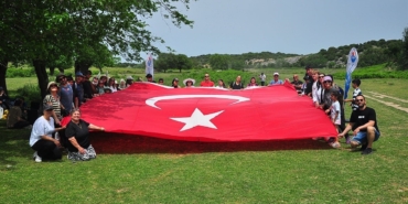 Marmara Adası’nda 150 kişi doğa için "Yeşil Adımlar" attı
