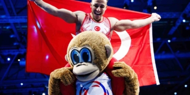 Adem Asil’den ikinci Avrupa şampiyonluğu