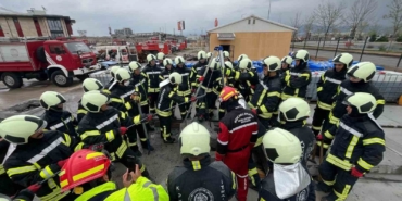 Yeni itfaiyeciler göreve hazır