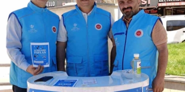 Diyanet Vakfı, Edremit’te kurban bağış standı açtı