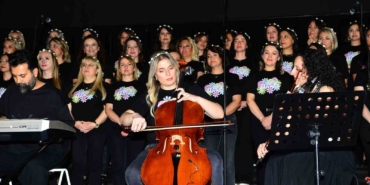 Anneler, eğitim için sahne aldı