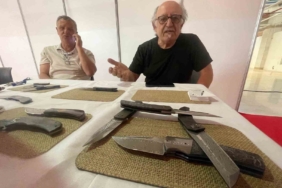 Bir resimle başladığı bıçakçılıkta 1200 avroluk çakılar yapıyor