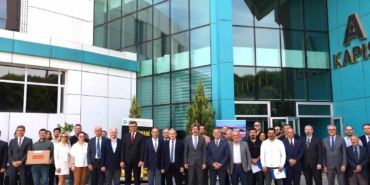 Uludağ Üniversitesi’nde kitap kurtları ödüllendirildi