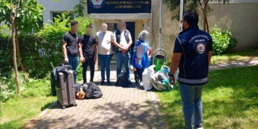 Bursa’da yabancıları kaçak taşıyan organizatör kıskıvrak yakalandı