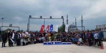 BUÜ’de "Aileler Yarışıyor" temalı oryantiring bayrak yarışı