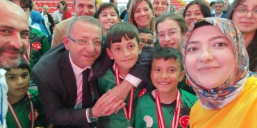 Akıl ve Zeka Oyunları’nda Türkiye birinciliği Sakarya’nın