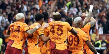 Şampiyon Galatasaray sadece 2 hafta lider olamadı