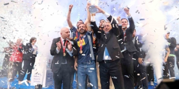 Trendyol 1. Lig’e yükselen Sarıyer, kupasını aldı