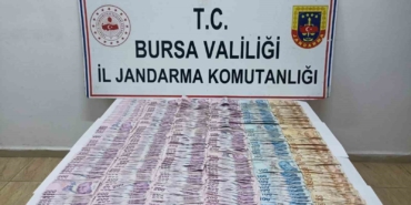 Sahte jandarmayı gerçek jandarma yakaladı