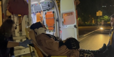 Işık ihlali kaza getirdi... Kırmızı ışıkta geçen otomobil taksiye çarptı: 7 yaralı
