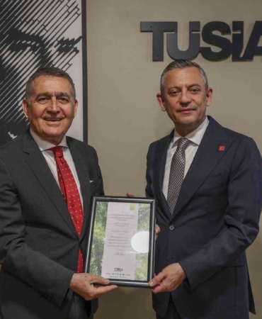 CHP Genel Başkanı Özgür Özel, TÜSİAD’ı ziyaret etti