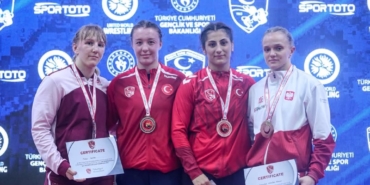 Edirneli sporcudan 3 günde 2 altın madalya