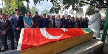 Lenf kanserine yenik düşen okul müdürüne son görev