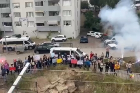 Öğrencilerden hasta öğretmenlerine duygu dolu ziyaret