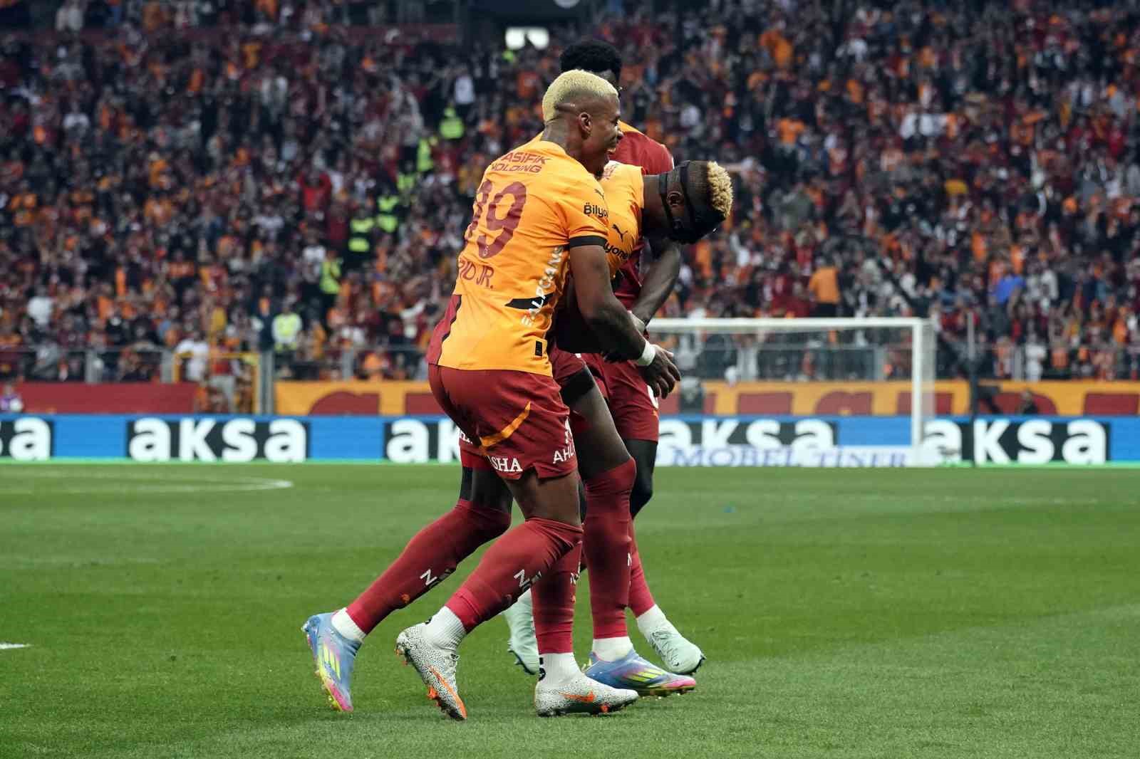 Galatasaray’dan son 3 maçta 14 gol