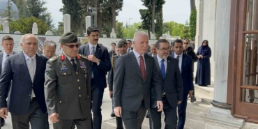 Fatih Sultan Mehmet Han vefatının 544’üncü yıldönümünde kabri başında anıldı