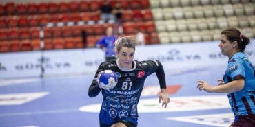 HDI Sigorta Kadınlar Türkiye Kupası şampiyonu Bursa Büyükşehir Belediyesi