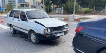 Bilecik’te iki otomobil çarpıştı: 1 yaralı