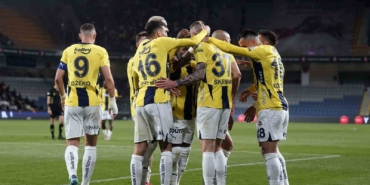 Trendyol Süper Lig: RAMS Başakşehir: 1 - Fenerbahçe: 4 (Maç sonucu)
